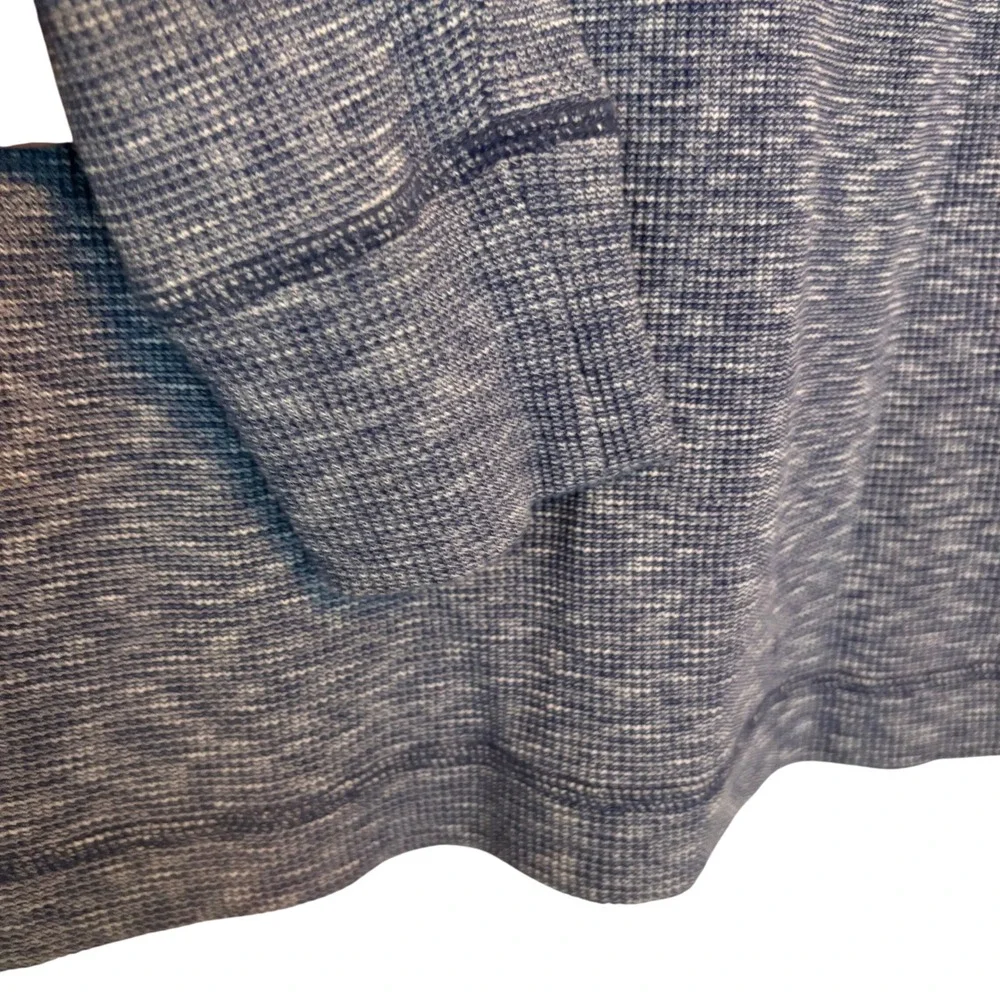Banana Republic Men's‎ Thermal Waffle Long Sleeve Crew Neck T-Shirt Blue Medium